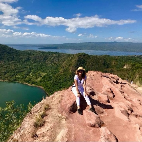 Meet your Posher, Dianna - Picture 1 of 1